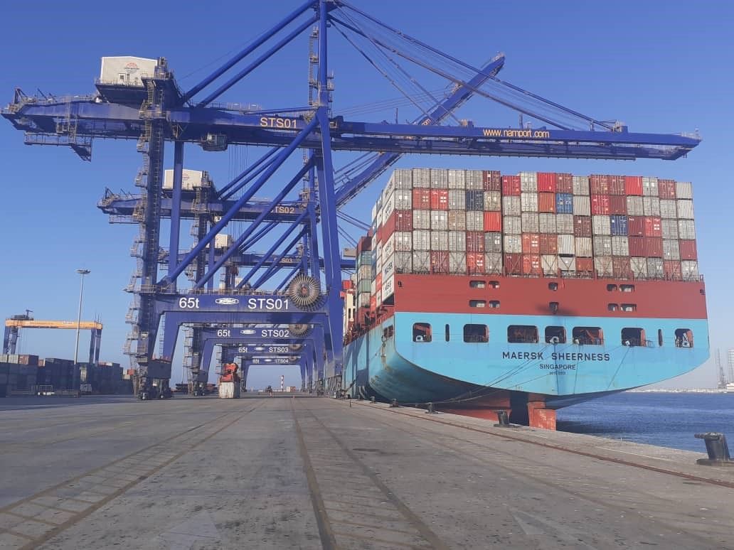 Ports & Shipping